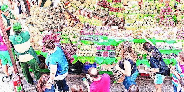 Sete em cada dez brasileiros cortam orçamento no primeiro semestre